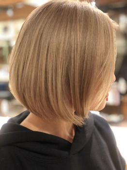 ミルクティーブロンドボブ_20181103_1
